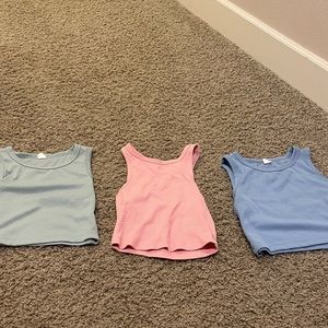Pack of three crop tank tops